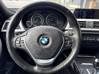 BMW 3-serie 320i 2.0 16V Sedan 4Dr Benzine 1.997cc 135kW (184pk) RWD picture 13
