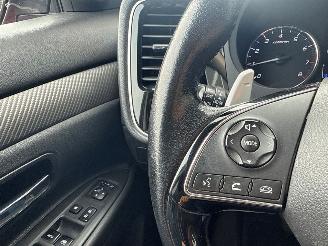 Mitsubishi Outlander 7 Persoons 2.0 16V 4x2 SUV  Benzine 1.998cc 110kW (150pk) FWD picture 24