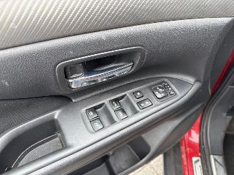 Mitsubishi Outlander 7 Persoons 2.0 16V 4x2 SUV  Benzine 1.998cc 110kW (150pk) FWD picture 26