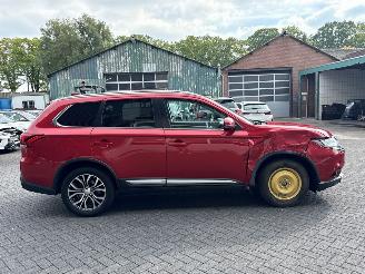 Mitsubishi Outlander 7 Persoons 2.0 16V 4x2 SUV  Benzine 1.998cc 110kW (150pk) FWD picture 6