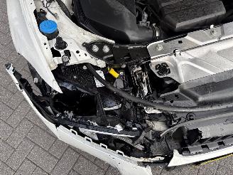 BMW 3-serie 318i 2.0 TwinPower Turbo  / M pakket / harman kardon picture 10