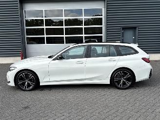 BMW 3-serie 318i 2.0 TwinPower Turbo  / M pakket / harman kardon picture 2
