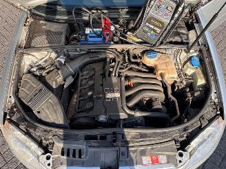Audi A4 2.0 20V Combi/o  Benzine 1.984cc 96kW (131pk) FWD picture 18