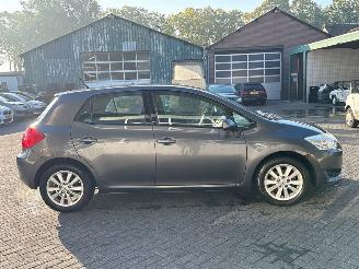 Toyota Auris 1.6 Dual VVT-i 16V Hatchback  Benzine 1.598cc 91kW (124pk) FWD picture 6