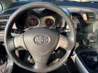 Toyota Auris 1.6 Dual VVT-i 16V Hatchback  Benzine 1.598cc 91kW (124pk) FWD picture 13