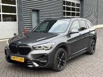 krockskadad bil auto BMW X1 XDRIVE25E 1.5 12V TwinPower Turbo SUV  Elektrisch Benzine 1.499cc 162kW (220pk) FWD 2022/1