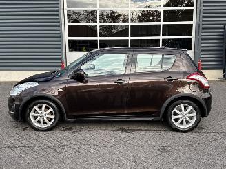 Suzuki Swift 1.2 16 Hatchback  Benzine 1.242cc 66kW (90pk) FWD picture 2