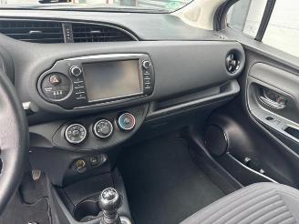 Toyota Yaris Yaris III (P13), Hatchback, 2010 / 2020 1.5 16V Dual VVT-iE picture 10