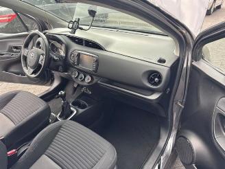 Toyota Yaris Yaris III (P13), Hatchback, 2010 / 2020 1.5 16V Dual VVT-iE picture 15