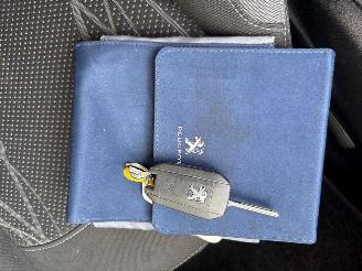 Peugeot 208 1.2 Vti 12V PureTech 82 Hatchback  Benzine 1.199cc 60kW (82pk) FWD picture 24