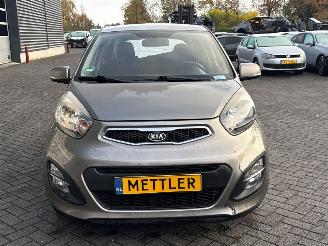 Kia Picanto 1.0 12V Hatchback  Benzine 998cc 51kW (69pk) FWD picture 8
