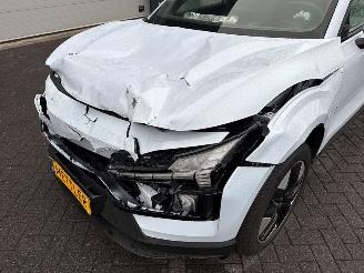 Volvo EX30 Single Motor Extended Range 69 kWh SUV  Elektrisch  200kW (272pk) RWD picture 21