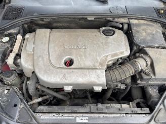 Volvo V-70 2.4 D 20V Combi/o  Diesel 2.401cc 120kW (163pk) FWD picture 23