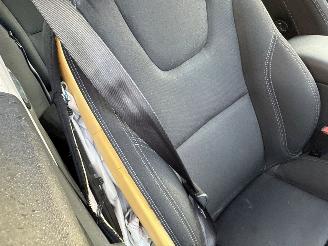 Volvo V-60 1.6 T3 16V Combi/o  Benzine 1.598cc 110kW (150pk) FW picture 22