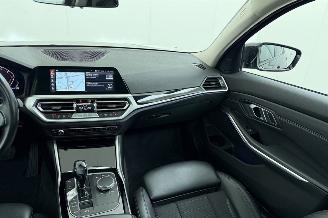 BMW 3-serie 330i 2.0 TwinPower Turbo 16V Sedan 4Dr Benzine 1.998cc 190kW (258pk) RWD 2018-11 (5R10; 5R11; 5R12; 5R13; 5R18) B48B20B; B46B20B picture 36