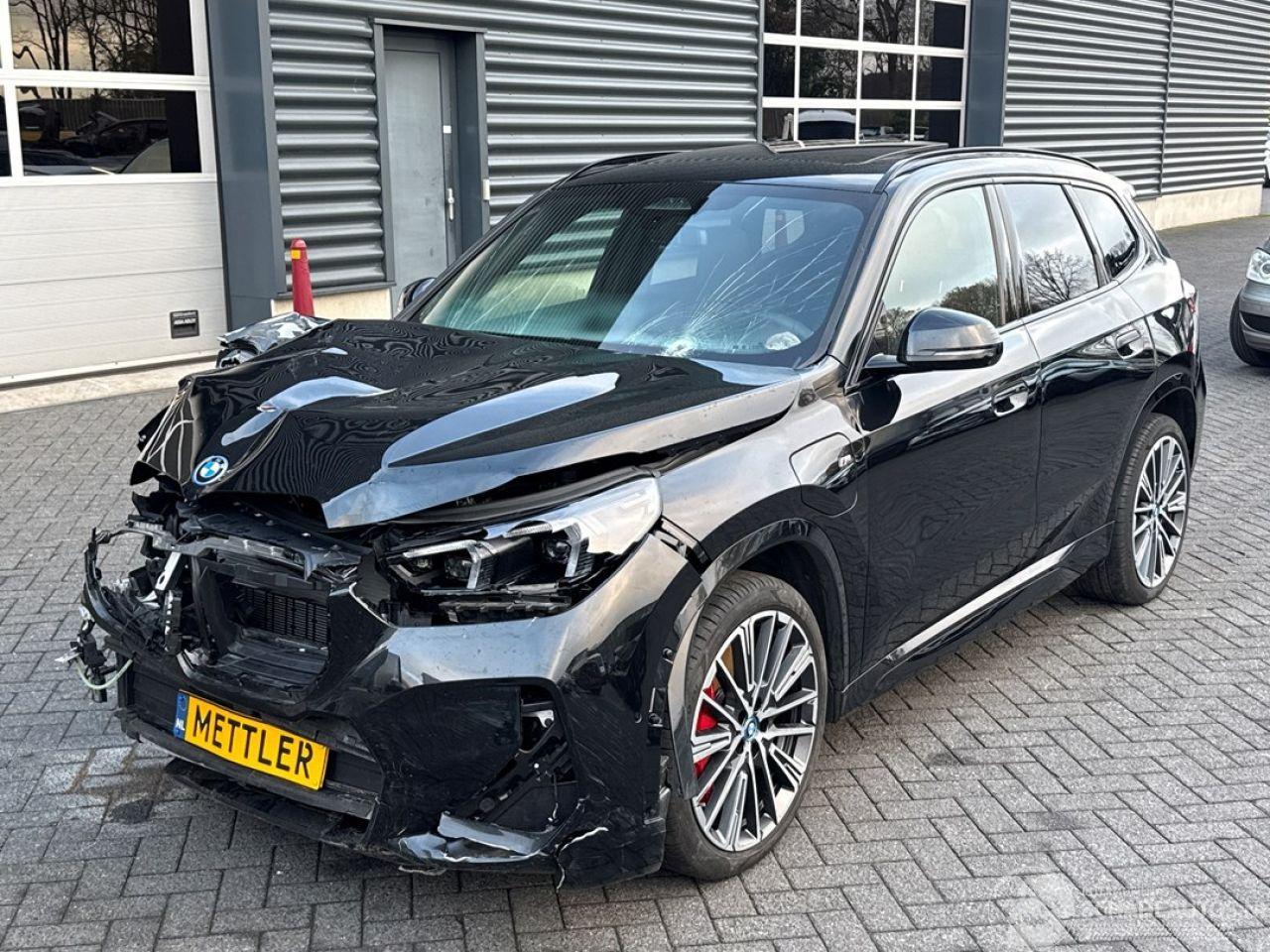 BMW X1 XDRIVE30E M pakket xDrive 30e 1.5 TwinPower Turbo 12V SUV  Elektrisch Benzine 1.499cc 240kW (326pk) 4x4 2022-07 (31EF; 32EF) B38A15P