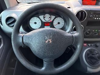 Peugeot Partner 1.6 16V Phase 1 MPV  Benzine 1.587cc 80kW (109pk) FWD picture 13