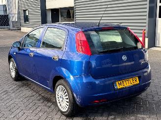 Fiat Grande Punto 1.4 Hatchback  Benzine 1.368cc 57kW (77pk) FWD picture 3