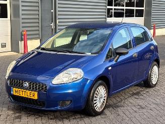 Auto incidentate Fiat Grande Punto 1.4 Hatchback  Benzine 1.368cc 57kW (77pk) FWD 2007/1