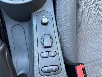 Seat Leon 1.8 TSI 16V Hatchback 4Dr Benzine 1.798cc 118kW (160pk) FWD picture 21