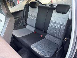 Volkswagen Up! 1.0 12V 60 Hatchback  Benzine 999cc 44kW (60pk) FWD picture 10