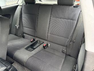 BMW 1-serie 118i 16V Hatchback 2Dr Benzine 1.995cc 105kW (143pk) RWD picture 9