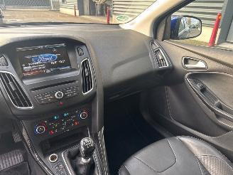 Ford Focus 1.5 EcoBoost 16V 150 Combi/o  Benzine 1.498cc 110kW (150pk) FWD picture 19