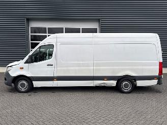 Mercedes Sprinter L3H2 316 CDI 2.1 D RWD Bestel  Diesel 2.143cc 120kW (163pk) RWD picture 2