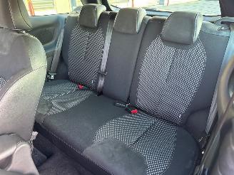 Citroën DS3 1.6 e-HDi Hatchback  Diesel 1.560cc 68kW (92pk) FWD picture 9