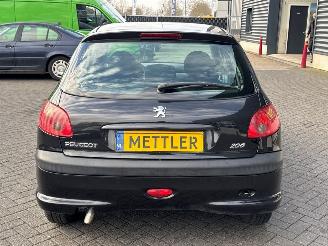 Peugeot 206 1.4 XR,XS,XT,Gentry Hatchback  Benzine 1.360cc 55kW (75pk) FWD picture 4