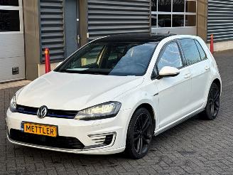 Schadeauto Volkswagen Golf 1.4 GTE 16V Hatchback  Elektrisch Benzine 1.395cc 150kW (204pk) FWD 2015/12