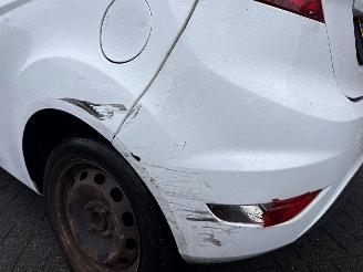 Ford Fiesta 1.25 16V Hatchback  Benzine 1.242cc 44kW (60pk) FWD picture 20