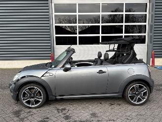 Mini Cooper S 1.6 16V Cooper S Cabrio  Benzine 1.598cc 128kW (174pk) FWD picture 3
