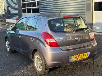Hyundai I-20 1.2i 16V Hatchback  Benzine 1.248cc 57kW (77pk) FWD picture 3