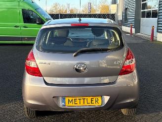 Hyundai I-20 1.2i 16V Hatchback  Benzine 1.248cc 57kW (77pk) FWD picture 4