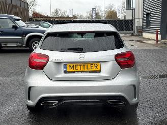 Mercedes A-klasse 2.2 A-200 CDI, A-200d 16V Hatchback  Diesel 2.143cc 100kW (136pk) FWD picture 4