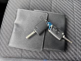 Volkswagen T-Roc R-Line 1.5 TSI 16V SUV  Benzine 1.498cc 110kW (150pk) FWD picture 23