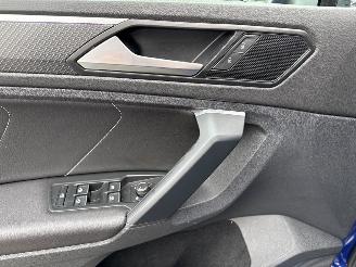 Volkswagen Tiguan R-Line 2.0 TDI 16V SUV  Diesel 1.968cc 110kW (150pk) FWD picture 21