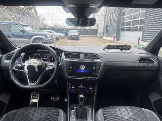 Volkswagen Tiguan R-Line 2.0 TDI 16V SUV  Diesel 1.968cc 110kW (150pk) FWD picture 11