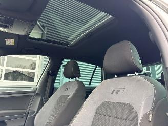 Volkswagen Golf R-Line 1.4 TSI 125 16V Hatchback  Benzine 1.395cc 92kW (125pk) FWD picture 23