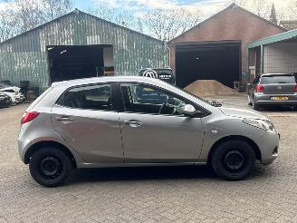 Mazda 2 1.3 16V S-VT Hatchback  Benzine 1.349cc 55kW (75pk) FWD picture 6