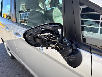 Ford B-Max 1.0 EcoBoost 12V 100 MPV  Benzine 999cc 74kW (101pk) FWD picture 24