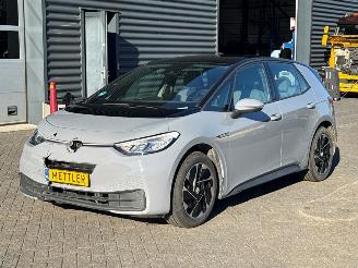 Damaged car Volkswagen ID.3 Pro 58/59 kWh Hatchback 4Dr Elektrisch  150kW (204pk) RWD 2023/3