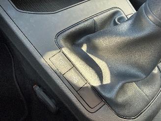 Seat Ibiza 1.0 MPI 12V Hatchback 4Dr Benzine 999cc 59kW (80pk) FWD picture 18