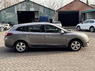 Renault Mégane 1.6 16V Combi/o 4Dr Benzine 1.598cc 81kW (110pk) FWD picture 6