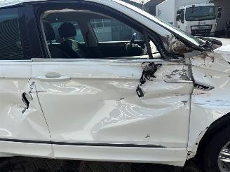 Volkswagen Tiguan R-line 1.5 TSI 16V Evo BlueMotion Technology SUV  Benzine 1.498cc 110kW (150pk) FWD picture 28