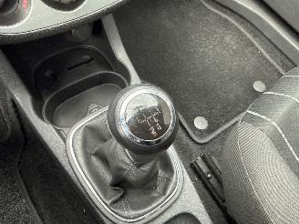 Opel Corsa 1.2 16V Hatchback  Benzine 1.229cc 59kW (80pk) FWD picture 15