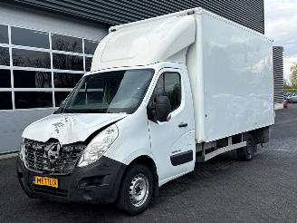 Vaurioauto  commercial vehicles Renault Master 2.3 dCi 145 16V FWD CHC  Diesel 2.298cc 107kW (145pk) FWD 2017/4