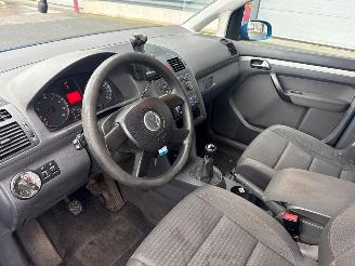 Volkswagen Touran 2.0 FSI 16V MPV  Benzine 1.984cc 110kW (150pk) FWD picture 12