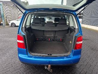 Volkswagen Touran 2.0 FSI 16V MPV  Benzine 1.984cc 110kW (150pk) FWD picture 9